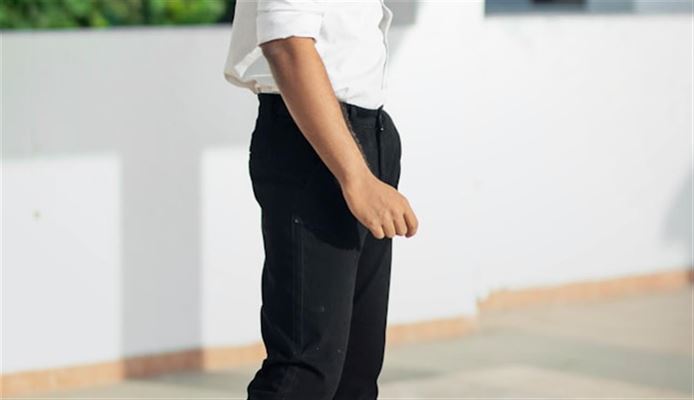 Herren-Chinos: Vielseitigkeit in jedem Kleiderschrank